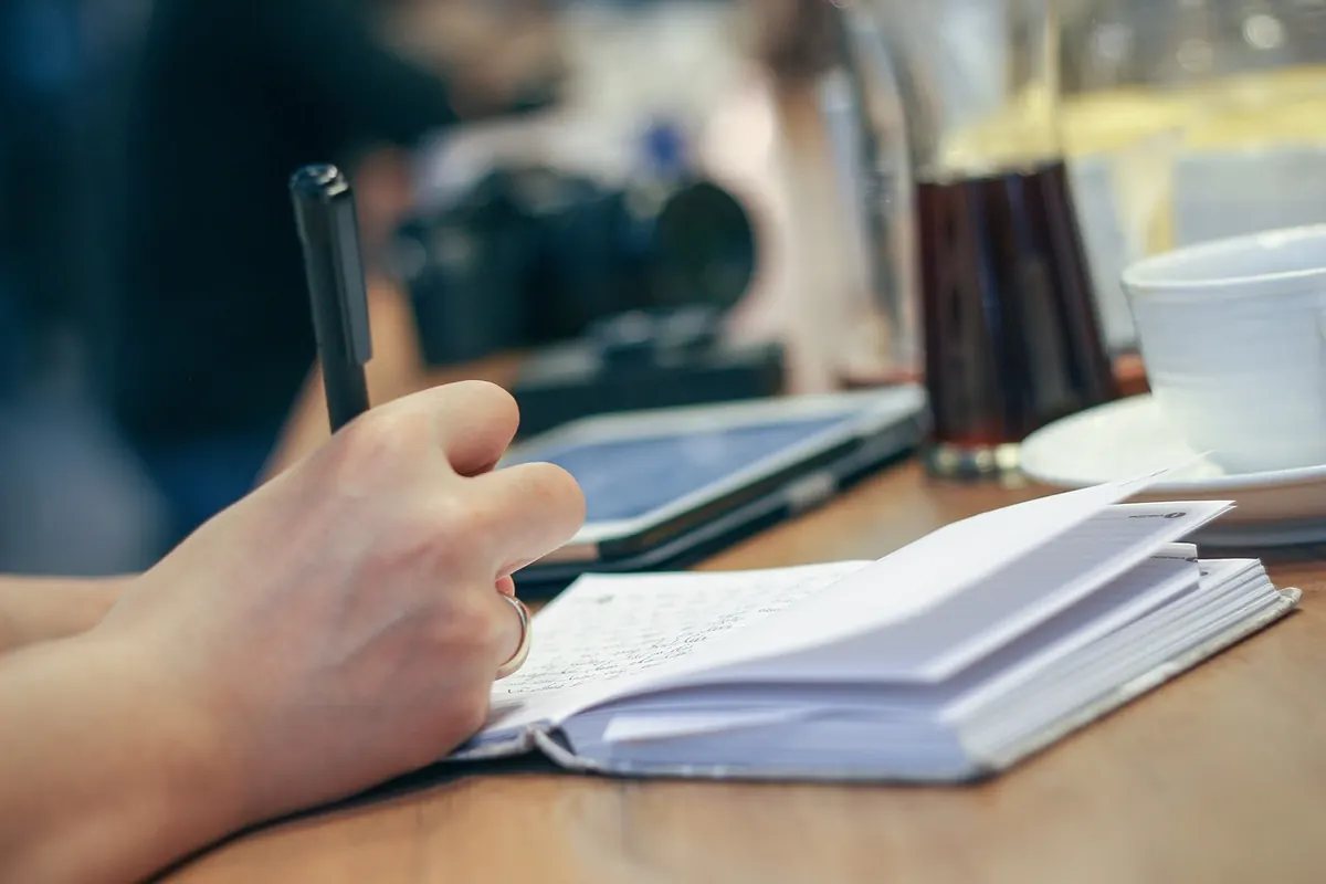 A Checklist for Your First Month of Journalling: Build a Habit That Lasts